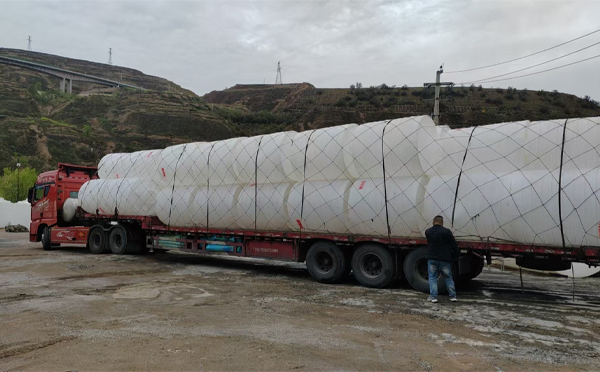 镜铁区PE吨桶交付中