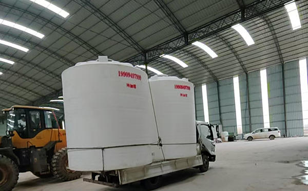 特加厚镜铁区塑料大桶装车运输交付实录